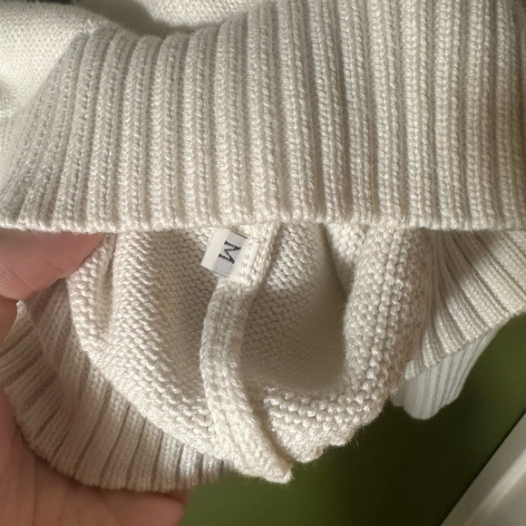 White/Cream NO PRIVACY STUDIOS John Lennon and Yoko Ono sweater (size medium) - Picture 3 of 6